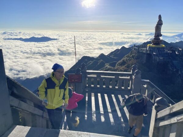 Hiking Fansipan 2D1N - Explore The Majestic Nature - The Sum Up