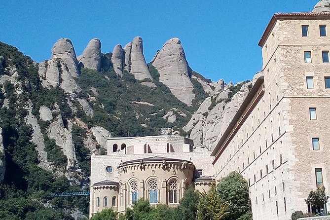 Hiking In Montserrat,near Barcelona - Logistics