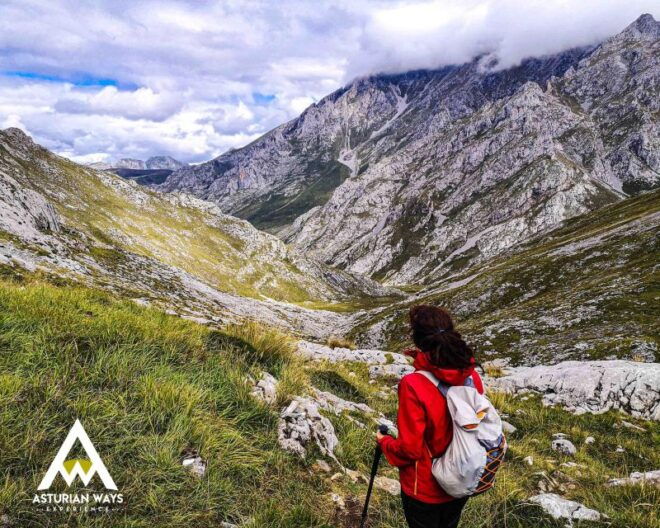 Hiking in Picos De Europa: Moñetas Lake Guided Hiking Tour - Frequently Asked Questions