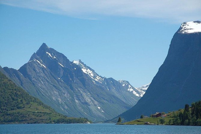 Hiking Mount Slogen - Route Options