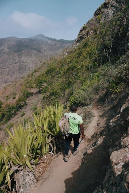 Hiking Ribeira Principal - Good To Know