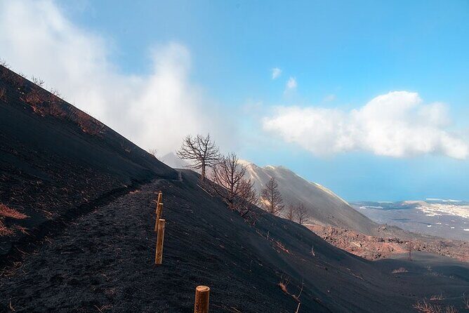 Hiking Route Visit to the New Volcano of La Palma - FAQ