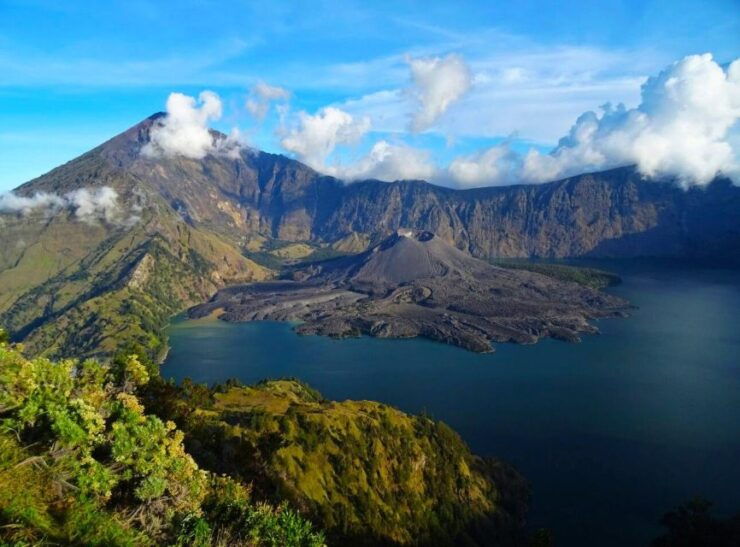 Hiking To Senaru Crater Rim - Overnight Stay at Senaru Crater Rim