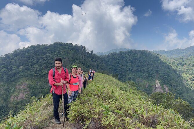 Hiking to the Peak of the Pava - FAQ