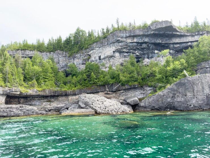 Hiking Tour on the Grotto From Toronto on Motorhome - Itinerary Details