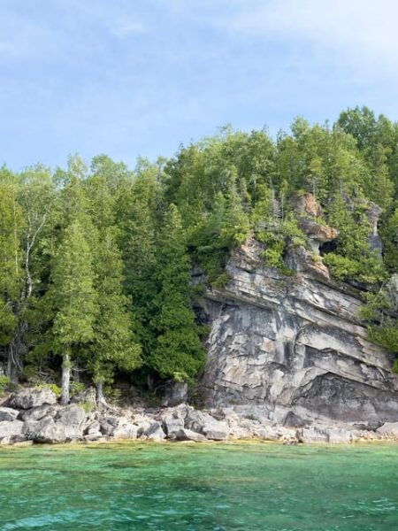 Hiking Tour on the Grotto From Toronto on Motorhome - Natural Attractions