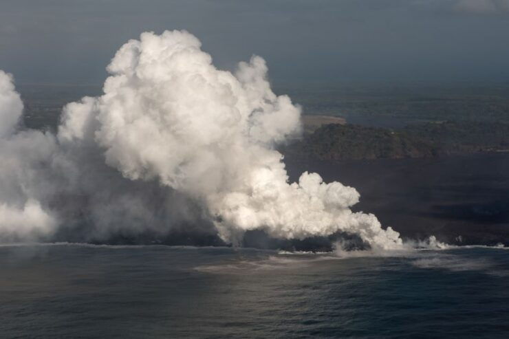 Hilo: Hawaii Volcanoes National Park and Waterfalls Flight - Free Cancellation and Flexible Booking