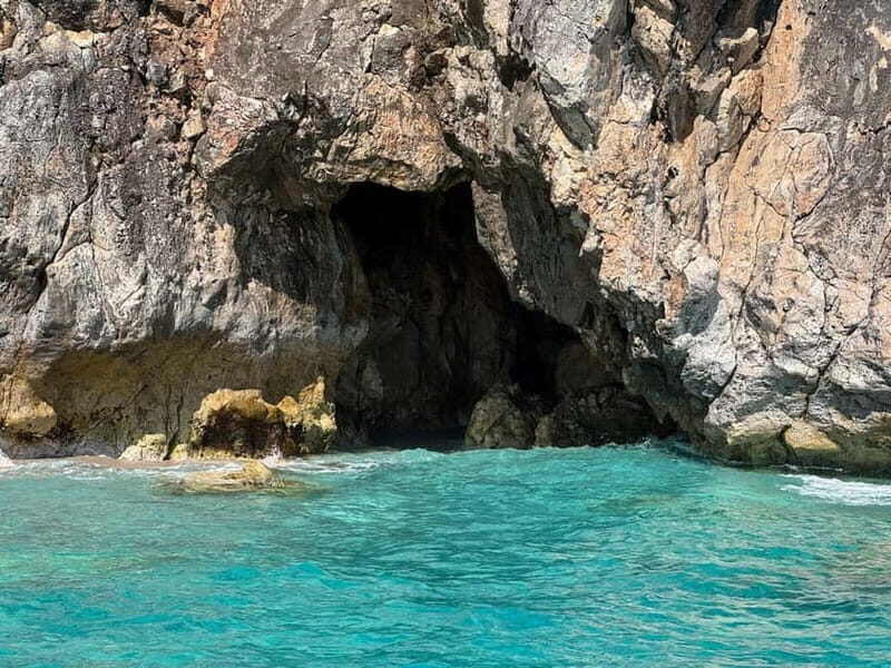 Himara:Pirate'sCaveTourwithswimstops&snorkeling(8-10persons) - Final Thoughts