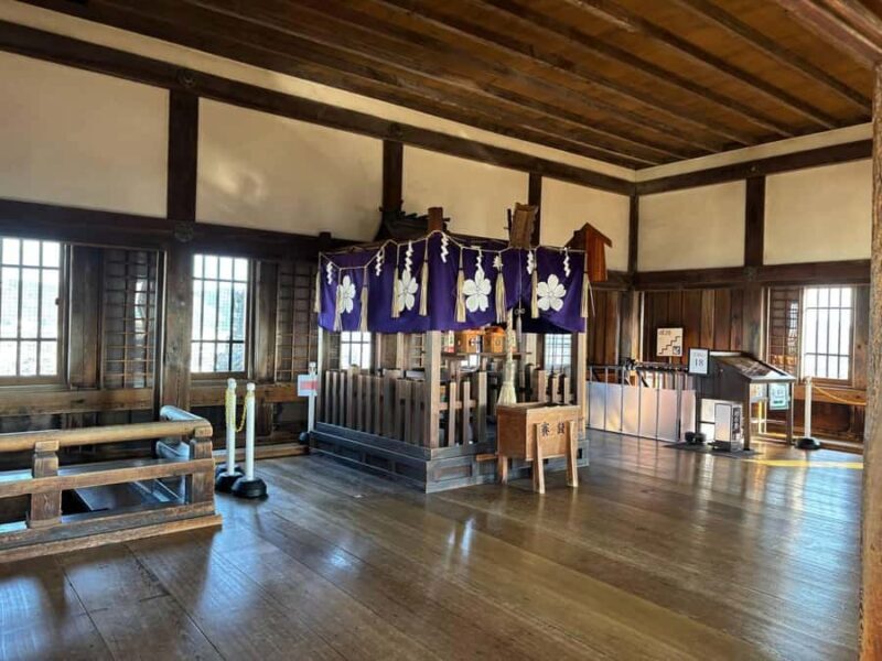 Himeji Castle: Guided Tour with Samurai History Expert - Why This Tour Stands Out