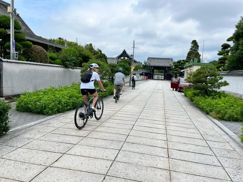 Himeji E-bike Tour: From Shikama Road to the Sea with Eki-Soba Vouch - From the Shikama Kaido toward the port