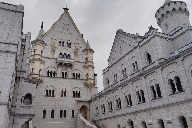 Himeji: Explore Taiyo Parks Hidden Castle & World Landmarks - Who is This Tour Best For?