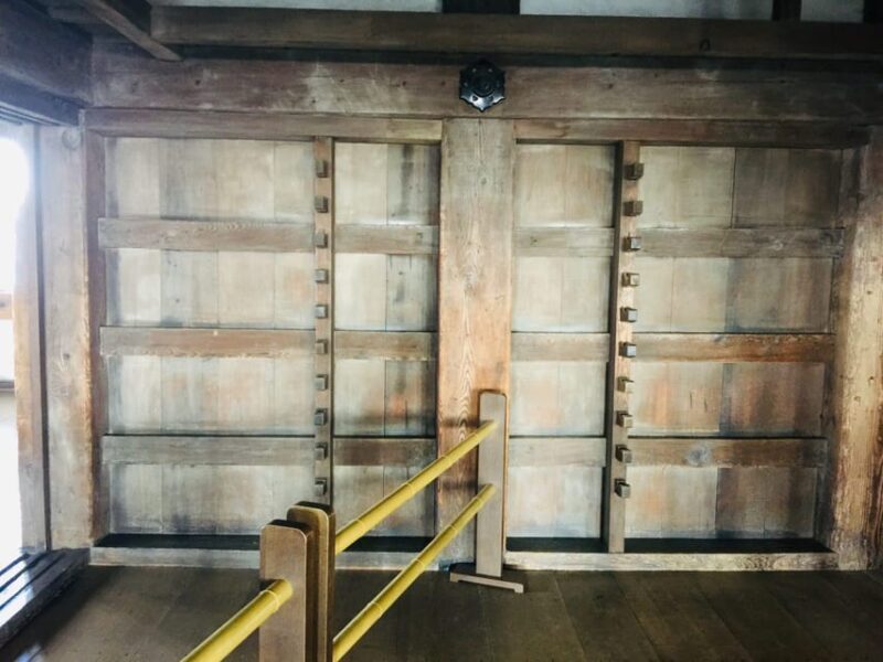 Himeji: Private Guide Tour of the Castle from Osaka or Kyoto - Practical Details and Cost Analysis