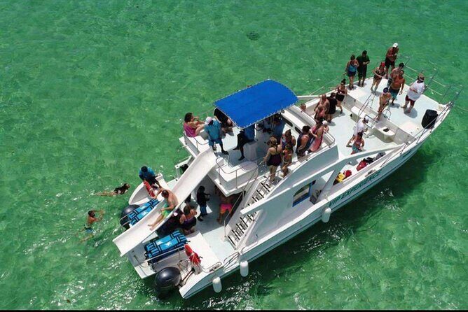 Hip Hop adult only Party Boat with Unlimited drinks and Sandbar - Introduction