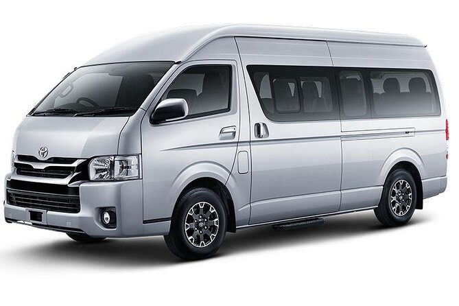 Hire Luxury Van 15 Seat Toyota Hiace - Good To Know