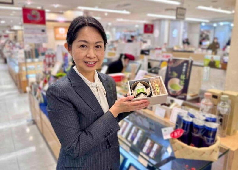 Hiroshima 6hr Private Guided Tour & Shopping with Concierge - An In-Depth Look at the Hiroshima 6hr Private Guided Tour & Shopping