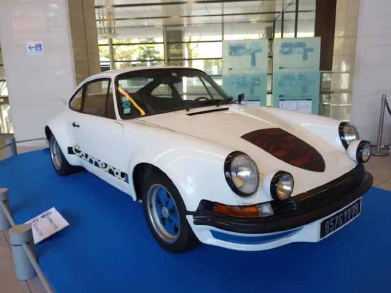 Hiroshima: Art and Hidden Streets Guide Tour - Discovering Hidden Street Art