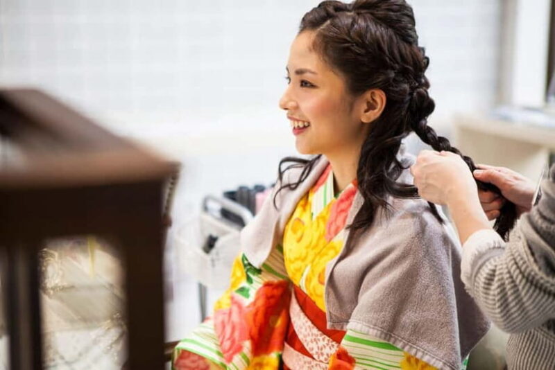Hiroshima: Experience Japanese kimono by renting it - A Close Look at the Kimono Rental Experience in Hiroshima