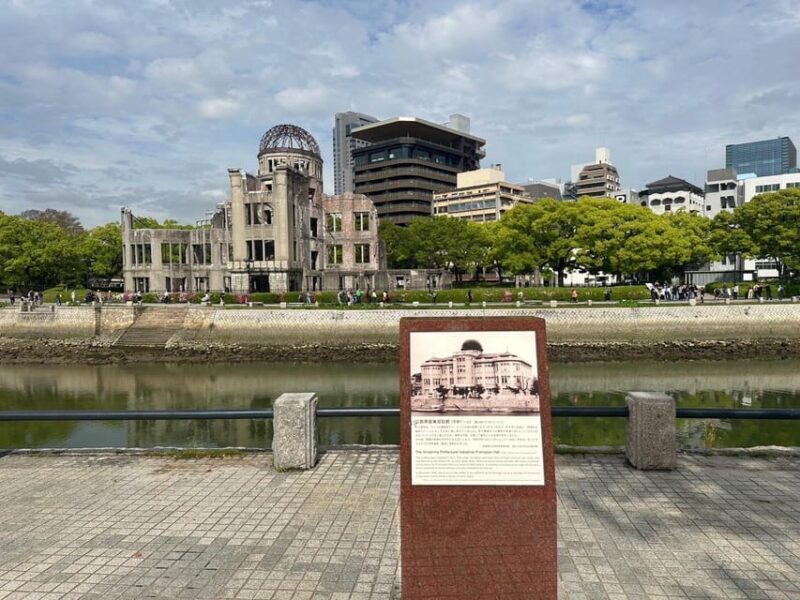 Hiroshima; Hiroshima Peace Memorial Museum and Castle Tour - A Deep Dive into Hiroshima’s Healing Journey  