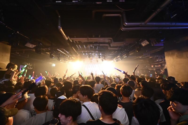 Hiroshima: LAGOON Nightclub Admission Ticket (For Foreigners Only) - Going underground in Nagarekawa