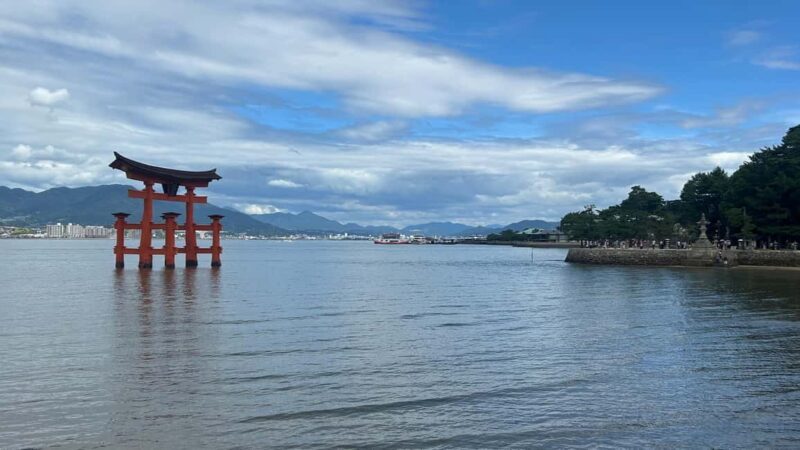 Hiroshima & Miyajima 6.5h Guided Tour  Dome, Park & Shrine - Transportation & Practicalities  