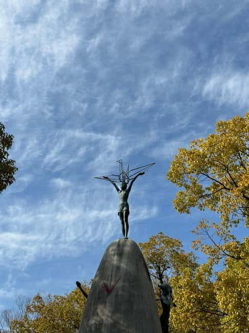 Hiroshima & Miyajima Island Private Tour: History & Culture - Food and Local Experiences