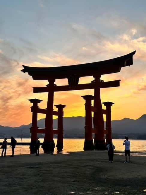 Hiroshima & Miyajima Island Private Tour: History & Culture - Good To Know