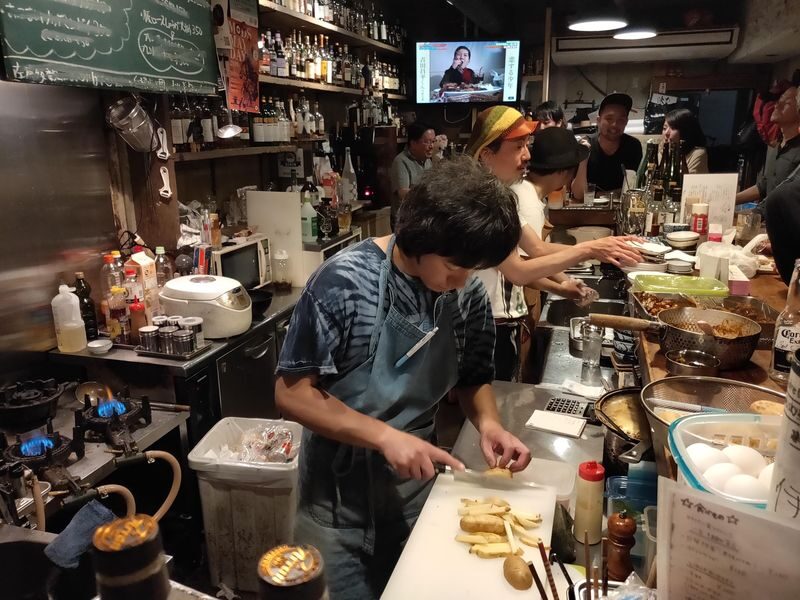 Hiroshima Nighttime Food and Local Adventure Tour - Starting near Hon-dori at 6:30 pm