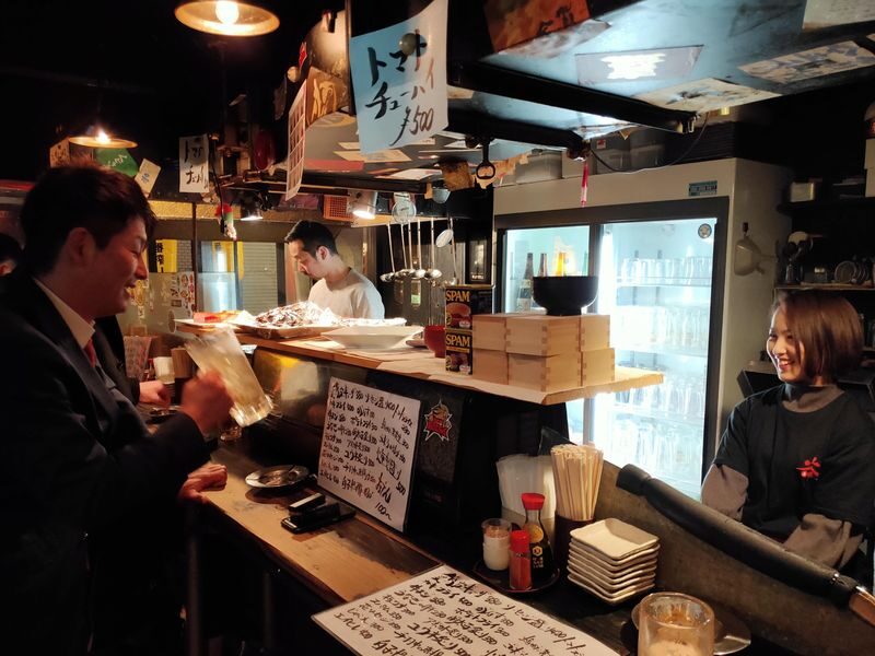 Hiroshima Nighttime Food and Local Adventure Tour - The guide is part of the meal