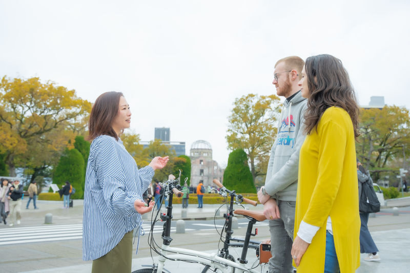 Hiroshima Peace Cycling Tour with Local Guide (2h Course) - Who should book this tour?
