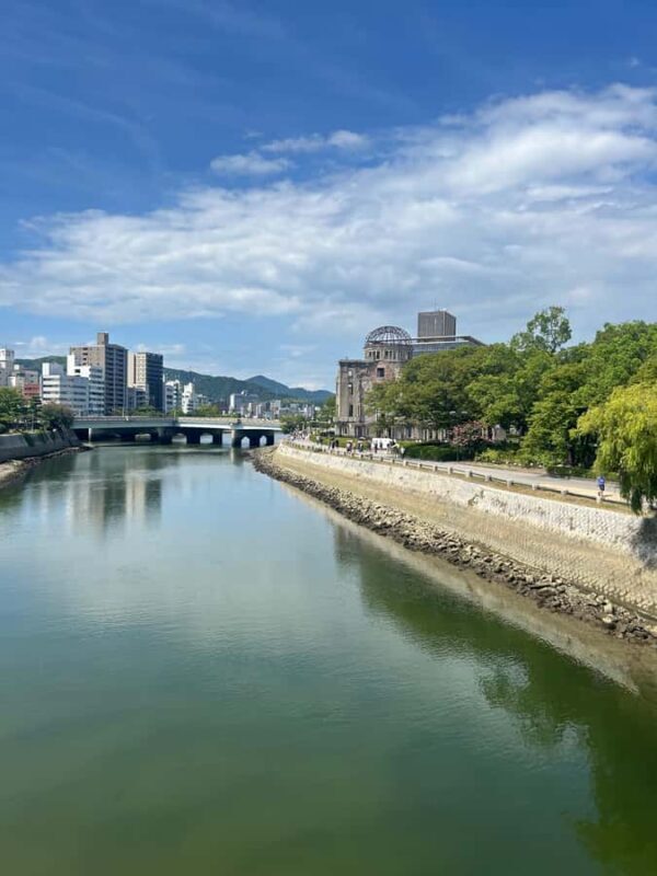Hiroshima: Peace Memorial, Castle & Garden Walking Tour - Good To Know