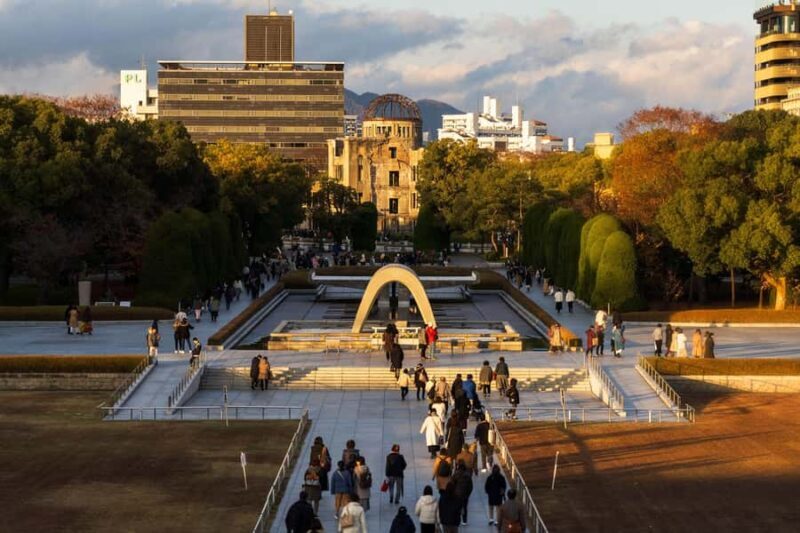 Hiroshima Peace Walk with an A-bomb Descendant - Exploring Hiroshima through Personal Stories and Hidden Spots