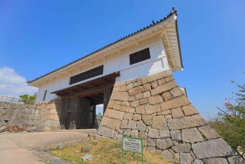 Hiroshma: Fukuyama Castle, Tomonoura & Sensui-jima Day Tour - Things to Consider