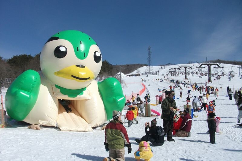 Hirugano Kogen Ski Resort 1DAY Tour (Nagoya) - Skiing, snowboarding, or a day in Kids Land