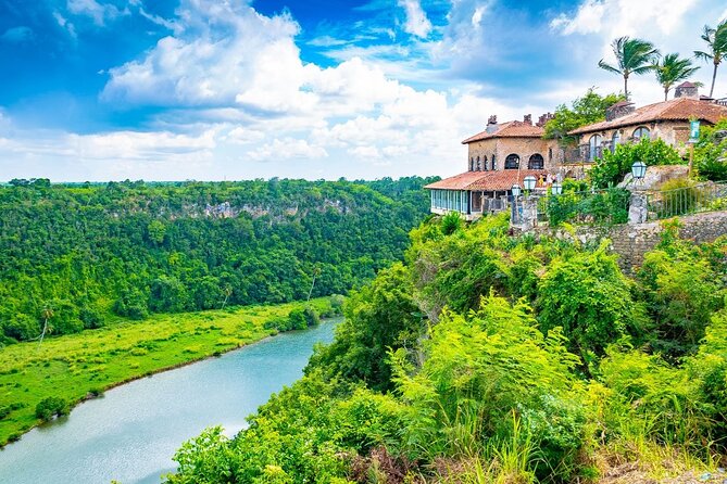 Hispaniola Island Discovery Tour - Tour Overview