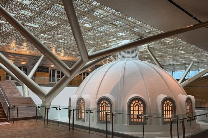 Historic Buildings Stroll - Why Travelers Love This Tour