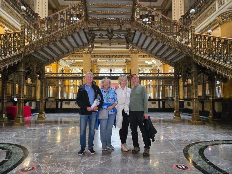 Historic Center: Private tour with murals, history, and churros - Whats Included and Whats Not