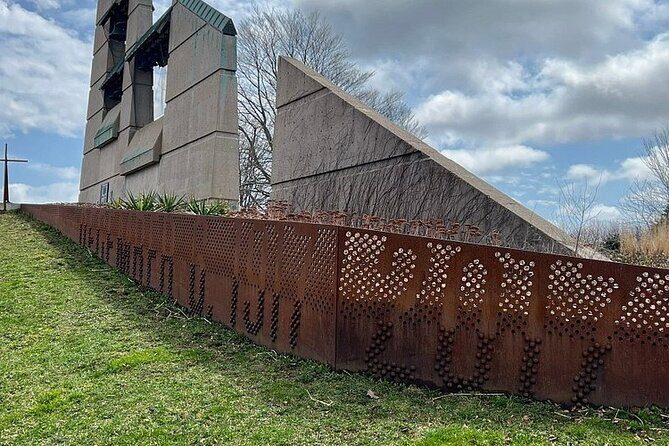 Historic Halifax and Titanic Tours - Authentic Atmosphere and Insights