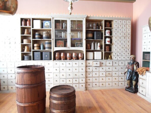 Historic Hamburg Private And Customized Walking Tour - Customization Options