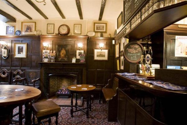 Historic London Pubs Tour 1 - The Pub Crawl - Reservation and Cancellation
