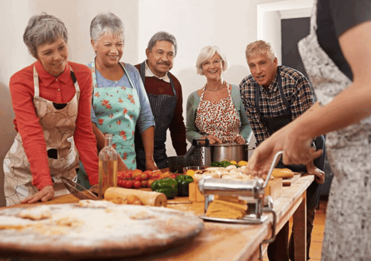 Historic Markets Food Tour and Cooking Class - Who Should Consider This Experience?  