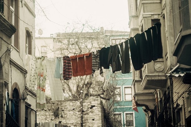 Historic Off the Beaten Path Tour of the Real Istanbul - Positive Reviews and Tour Guides