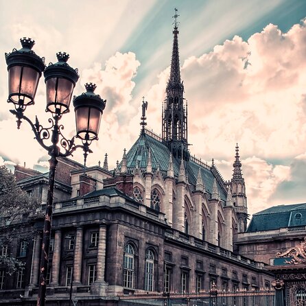 Historic Paris Walking Tours - Notre Dame, Sainte Chapelle and The Louvre - Architectural Highlights