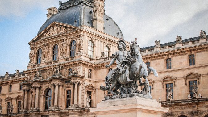 Historic Paris Walking Tours - Notre Dame, Sainte Chapelle and The Louvre - Tips for Exploring
