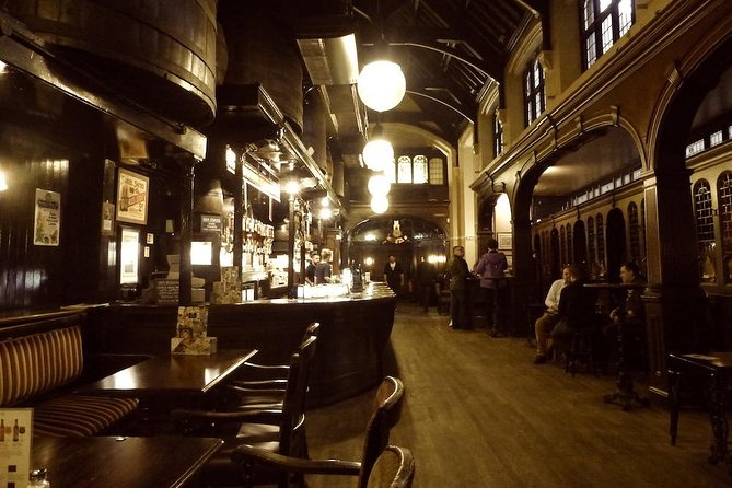 Historic Pubs of London - Pubs With Royal Connections