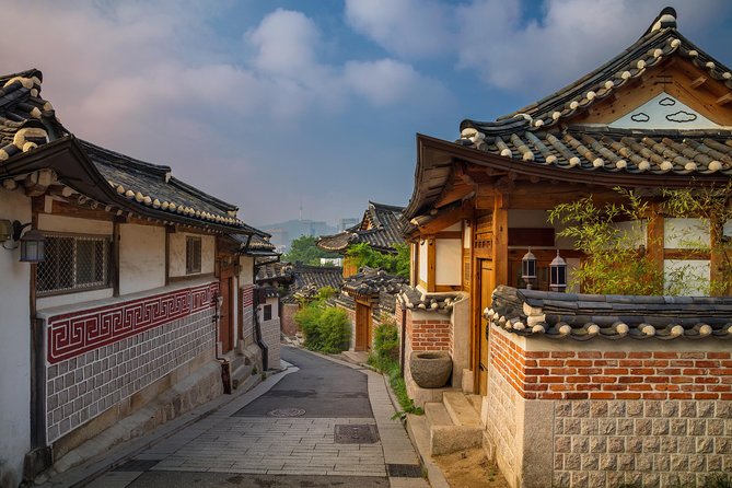 Historic Seoul: Explore Bukchon Hanok Village - Private Customized Tour Options