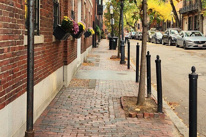 Historic Underground Railroad Walking Photo Tour w Local Guide - Authentic Insights from Past Participants