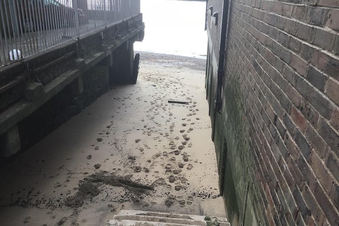 Historic Walk of East Londons Wapping Docks and Its Famous Pubs - Common Questions