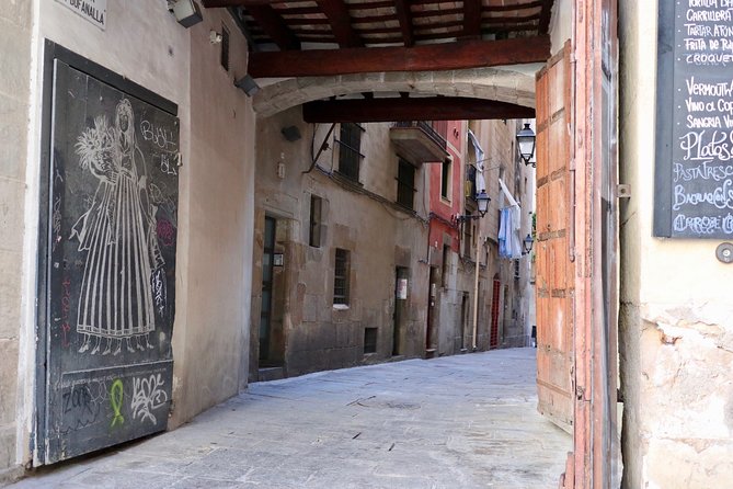 Historic Walking Tour & Food Experience - Private Tour - Reviews