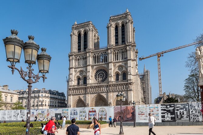 Historical and Gastronomic Walk in Old Paris - Meeting Point & End Point