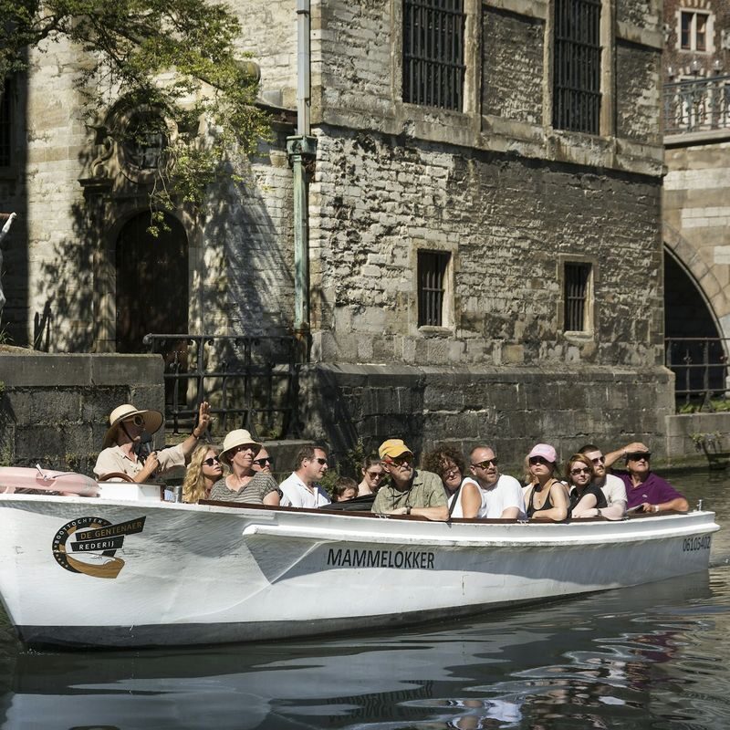 Historical Boat Tour in Ghent - Castle stories, without a stop at the castle